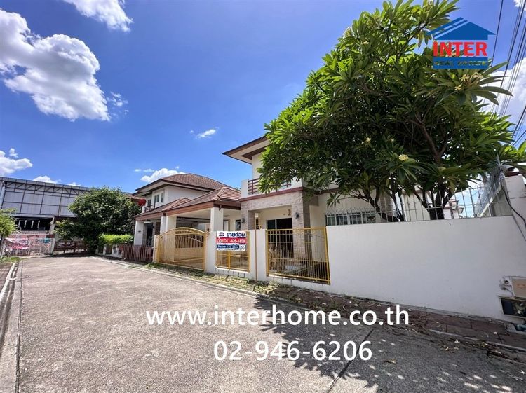 บ้านเดี่ยว 2 ชั้น 54 ตร.ว. หมู่บ้านราณีสิริ คลัสเตอร์1 ซอยลาดปลาเค้า43 ถนนเกษตร-นวมินทร์ ถนนรามอินทรา เขตลาดพร้าว กรุงเทพมหานคร