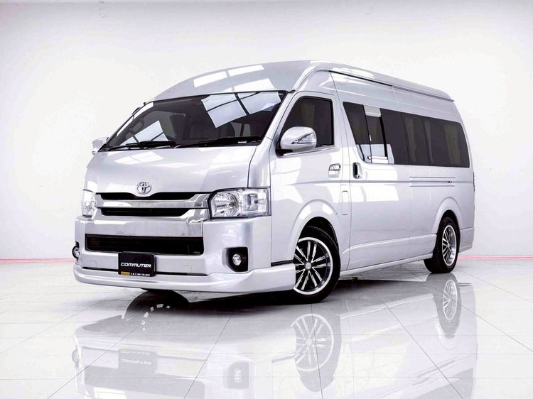 รถ Toyota Commuter 2.5 สี เทา