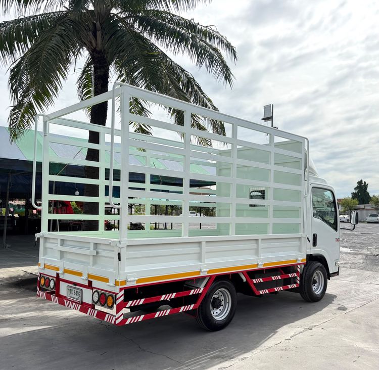 รถ ISUZU NLR 130 แรง ปี 2559  ไมล์น้อยมาก (4 ล้อไม่ติดเวลา) รถสวย มือเดียว รูปที่ 6