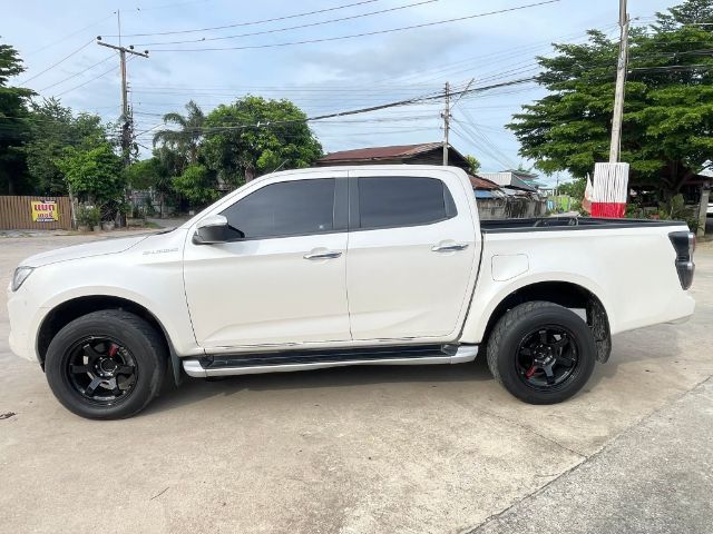 Isuzu D-MAX 2020 1.9 Hi-Lander L Pickup ดีเซล ไม่ติดแก๊ส เกียร์ธรรมดา ขาว รูปที่ 2