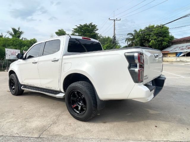Isuzu D-MAX 2020 1.9 Hi-Lander L Pickup ดีเซล ไม่ติดแก๊ส เกียร์ธรรมดา ขาว รูปที่ 3