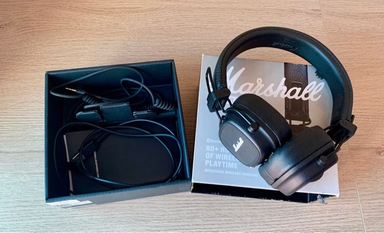 หูฟัง Marshall แท้