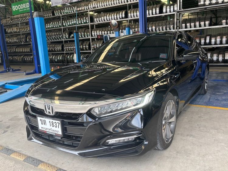 รถ Honda Accord 2.0 Hybrid Tech i-VTEC สี ดำ