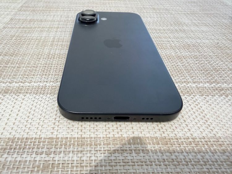 iPhone 16 สีดำ 128 ผ่อนได้ รับเทิร์น รูปที่ 5