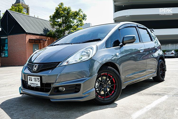 รถ Honda Jazz 1.5 S สี เทา