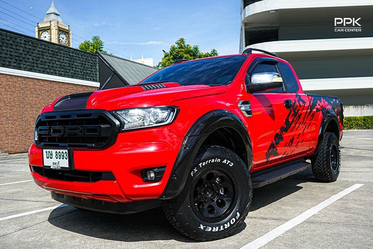 รถ Ford Ranger 2.2 Hi-Rider XLT สี แดง