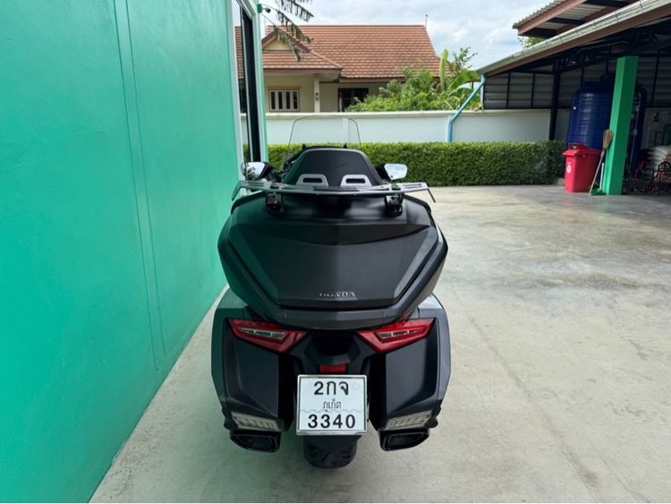 Honda Goldwing Tour GL1800 ปี 2023 สีดำ รถมือเดียว  รูปที่ 12