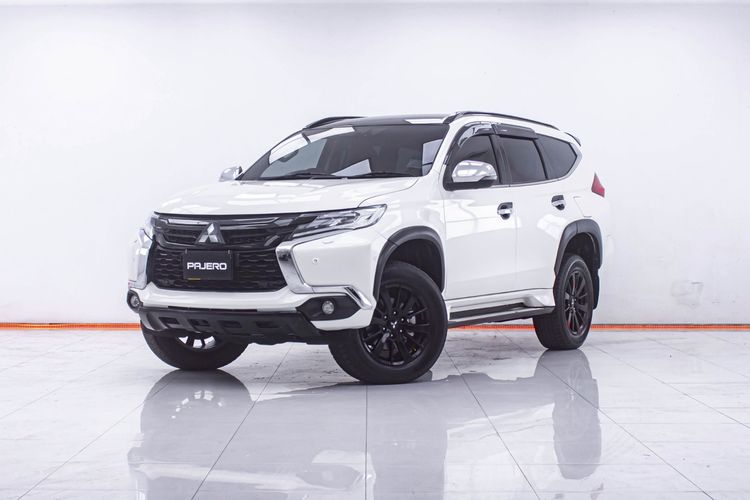 รถ Mitsubishi Pajero Sport 2.4  GT Premium Elite Edition  2WD สี ขาว