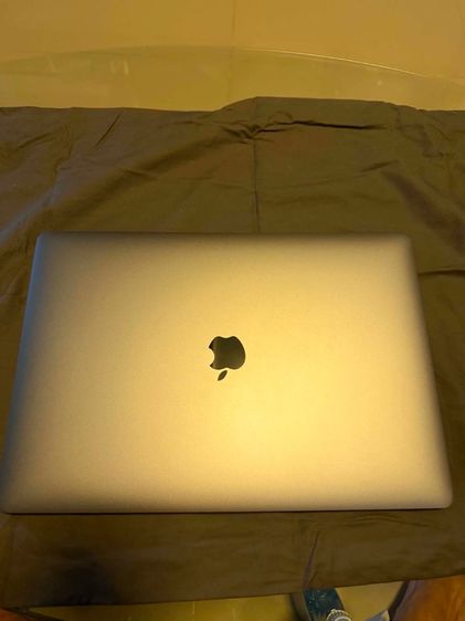 MacBook Pro 15” ปี 2018 รูปที่ 2
