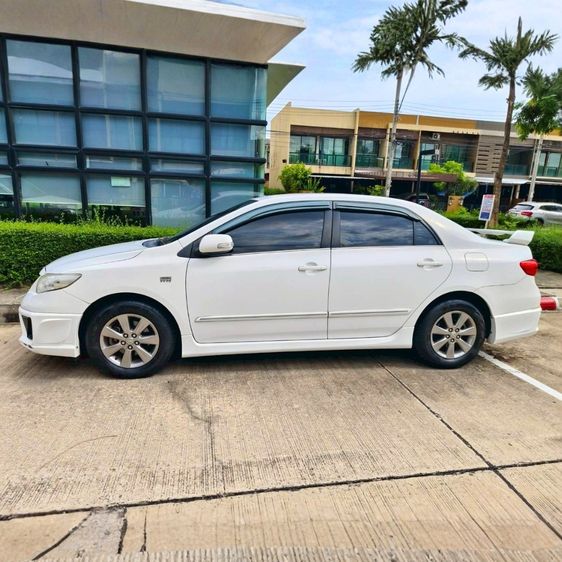 Toyota Altis 2012 1.8 E Sedan เบนซิน NGV เกียร์อัตโนมัติ ขาว รูปที่ 2