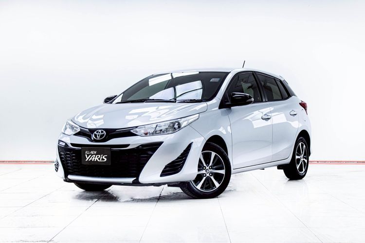 Toyota Yaris 2019 1.2 E Sedan เบนซิน ไม่ติดแก๊ส เกียร์อัตโนมัติ เทา