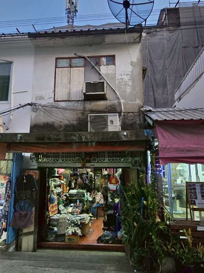  ขายด่วน ที่ดินทำเลค้าขายระดับ A+ พร้อมตึก 2 ชั้น (9 ตร.ว.) ซอยเจริญกรุง 67 ซื้อทำเลแถมตึก หักส่วนลดค่าซ่อมให้แล้วหลักล้าน