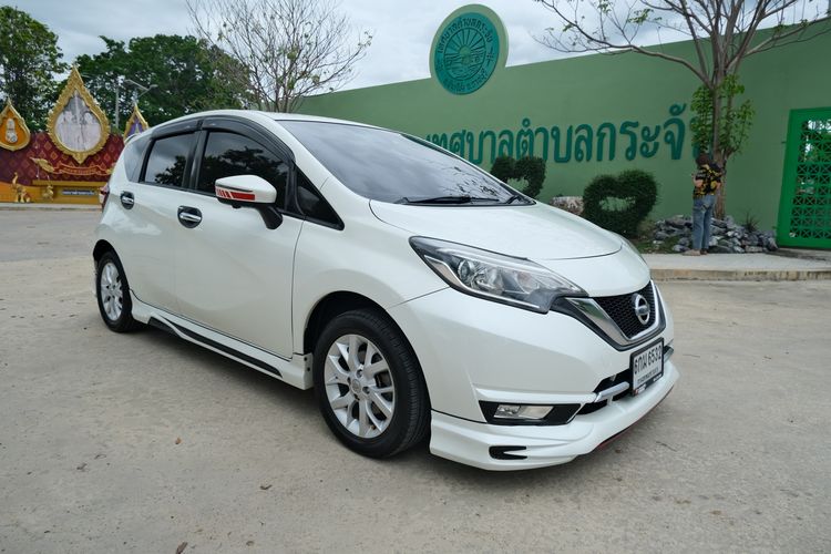 รถ Nissan Note 1.2 VL สี ขาว