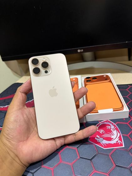 256 GB iPhone 16 Pro Max 256GB Desert Titanium สวยใสไร้รอย เหมือนได้มือหนึ่ง แบตเยอะ สอบถามได้ครับ