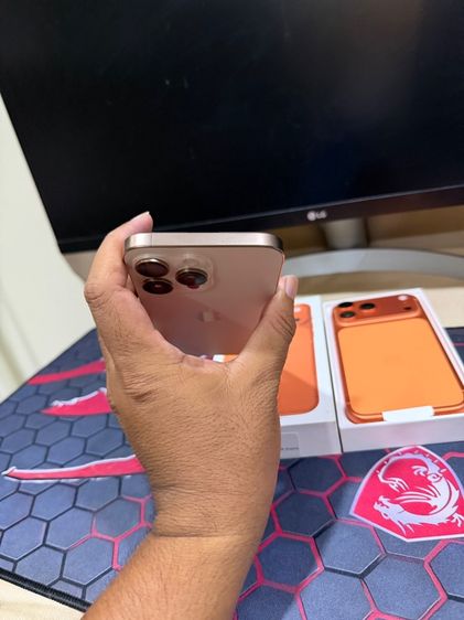 iPhone 16 Pro Max 256GB Desert Titanium สวยใสไร้รอย เหมือนได้มือหนึ่ง แบตเยอะ สอบถามได้ครับ รูปที่ 10