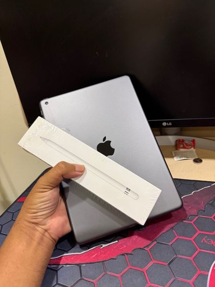 iPad Gen 9 64GB Space Gray Wi-Fi สวยๆ เดิมๆ ใช้งานปกติ สอบถามเพิ่มเติมได้ครับ