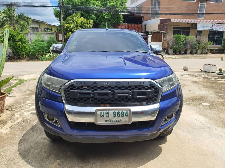 รถ Ford Ranger 2.0 Hi-Rider XLT สี น้ำเงิน