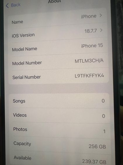 iPhone 15 256GB White