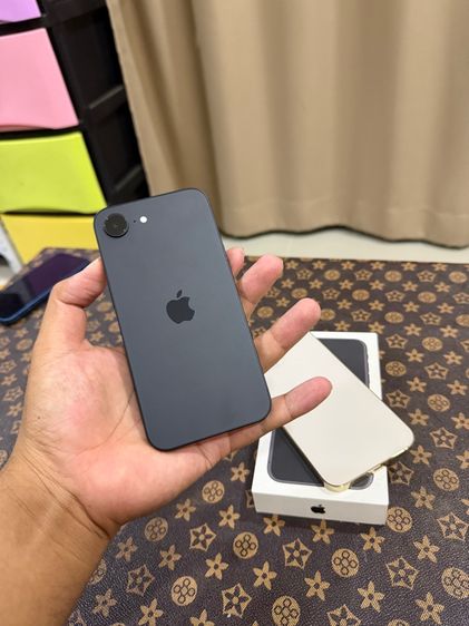 128 GB iPhone 16e Black เดิมๆ สวยใส ไร้รอย แบต 99 ใช้งานปกติทุกอย่าง สอบถามได้คัฟ
