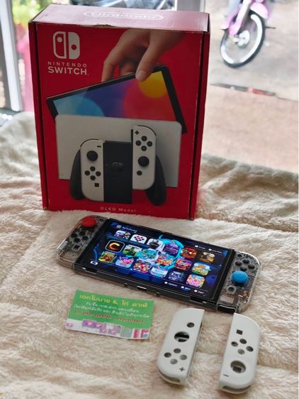 - Nintendo Switch Oled White