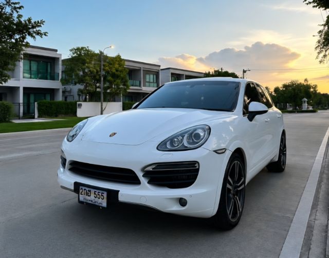 Porsche Cayenne 2011 3.0 Diesel 4WD Utility-car ดีเซล ไม่ติดแก๊ส เกียร์อัตโนมัติ ขาว รูปที่ 2