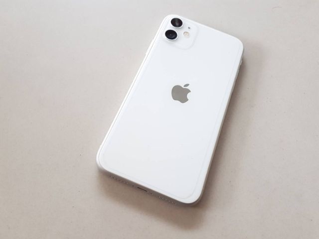 ขายมือถือไอโฟน11 iPhone 11 สีขาว 64gb สภาพสวย มีกล่อง สายชาร์จ สนใจคุยได้ครับ นัดดู-รับของได้ที่ พัทยา หรือ พัทยาจัดส่งฟรี รูปที่ 6