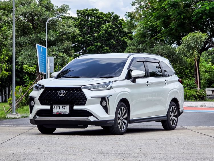 รถ Toyota Veloz 1.5 Smart สี ขาว