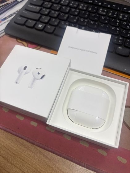 Apple airpods4