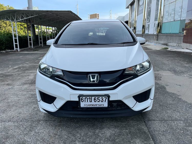 Honda Jazz 2017 1.5 V Sedan เบนซิน ไม่ติดแก๊ส เกียร์อัตโนมัติ ขาว รูปที่ 2