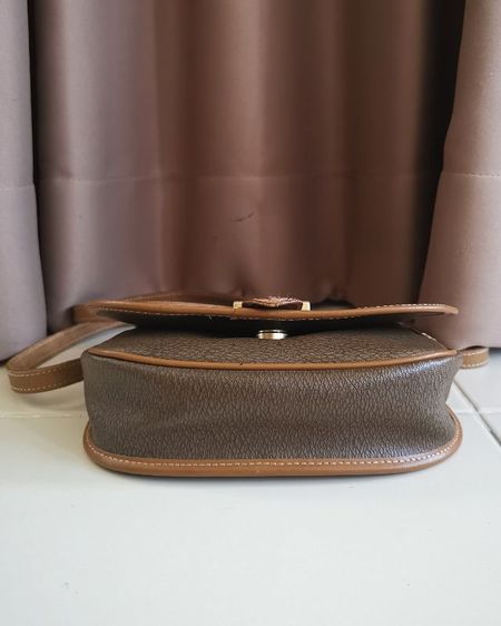 กระเป๋าสะพายแบรนด์​ LANCEL​ มือ​ 2 รูปที่ 15