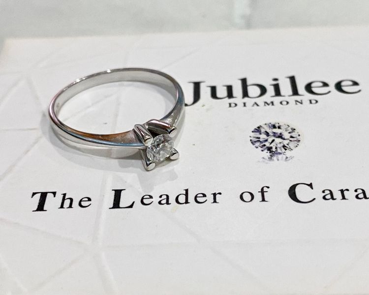 Jubilee แหวนเพชรน้ำ100 ทองคำขาว