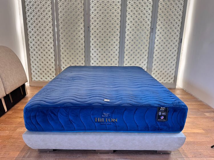 ฟูกนอน พ็อกเก็ตสปริง 5 ฟุต แบรนด์ KING KOIL รุ่น HILTON