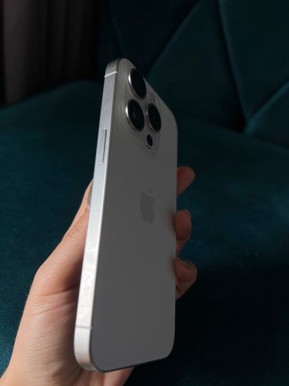 iPhone 15 Pro White Titaninm 128GB รูปที่ 3