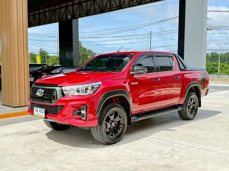 รถ Toyota Hilux Revo 2.4 Prerunner G Rocco สี แดง