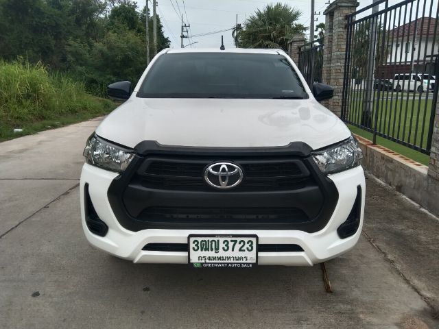 รถ Toyota Hilux Revo 2.4 Entry สี ขาว
