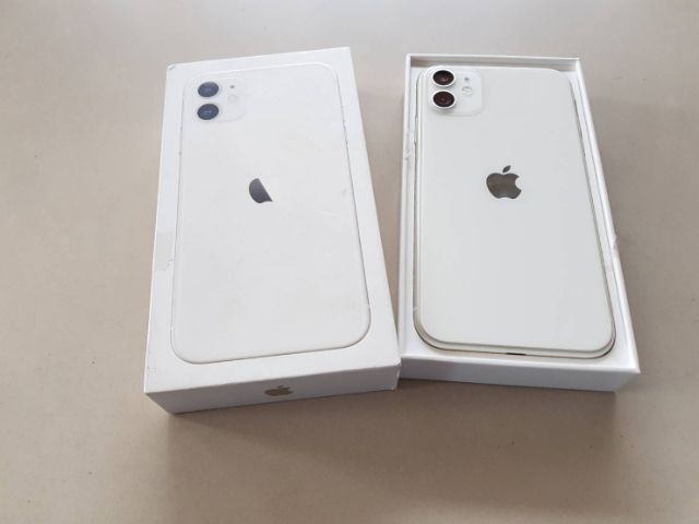 ขายมือถือไอโฟน11 iPhone 11 สีขาว 64gb สภาพสวย มีกล่อง สายชาร์จ สนใจคุยได้ครับ นัดดู-รับของได้ที่ พัทยา รูปที่ 13