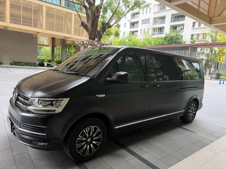 Volkswagen Caravelle 2023 2.0 TDi Comfortline Van ดีเซล ดำ รูปที่ 2