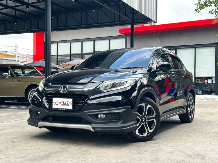 รถ Honda HR-V 1.8 EL สี ดำ