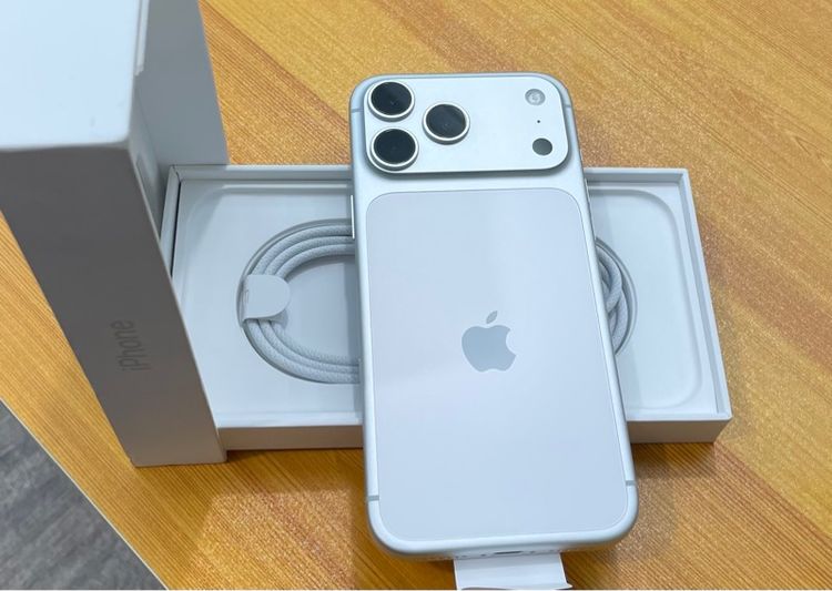 512 GB iphone 17 pro max 512 ใหม่แกะเช็ค