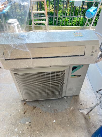 Daikin แอร์ติดผนัง เป็นระบบอินเวอร์เตอร์ แอร์มือ2