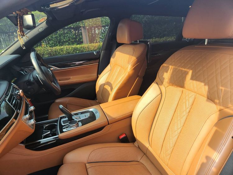 BMW Series 7 2021 730Ld Sedan ดีเซล ไม่ติดแก๊ส เกียร์อัตโนมัติ เทา รูปที่ 4
