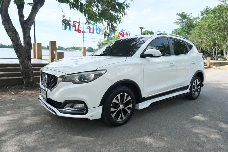 MG ZS 2018 1.5 D Sedan เบนซิน ไม่ติดแก๊ส เกียร์อัตโนมัติ ขาว รูปที่ 3