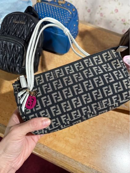 Fendi ❌ติดจองค่ะ❌
