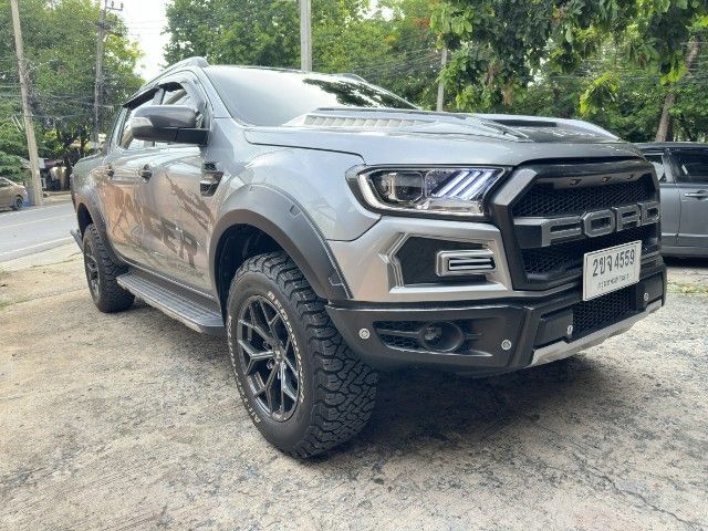 รถ Ford Ranger 2.0 Wildtrak 4WD สี เทา