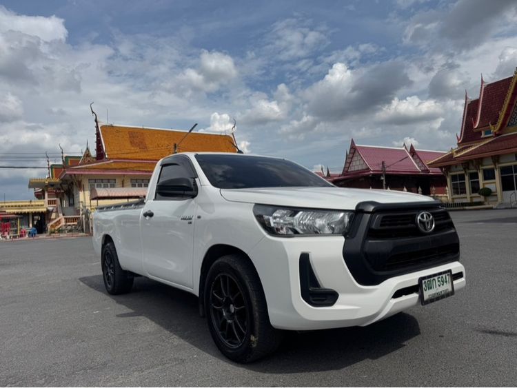 รถ Toyota Hilux Revo 2.8 J Plus สี ขาว