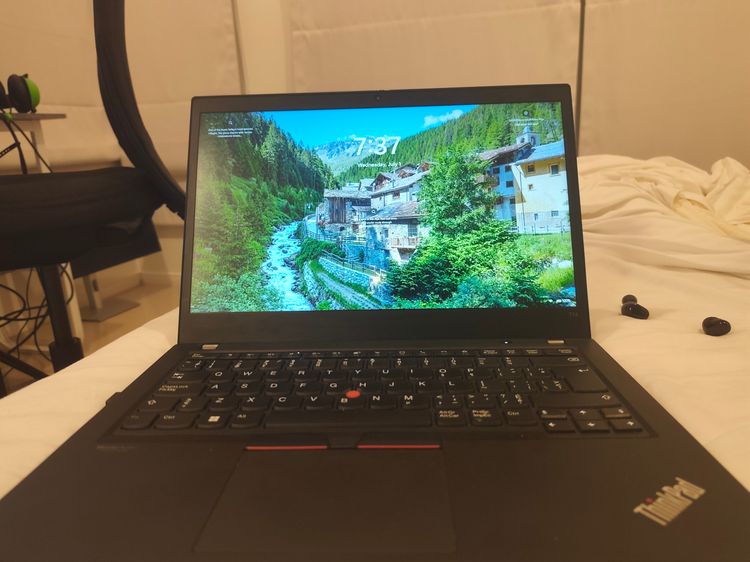 ไม่ใช่ 16 กิกะไบต์ วินโดว์ HDMI Lenovo Thinkpad gen 2a