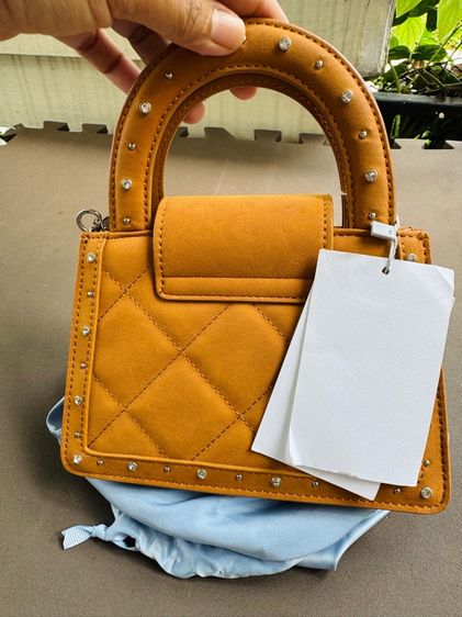 lyn around ของแท้จากshop รูปที่ 2