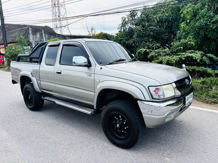 รถ Toyota Hilux Tiger D4D รุ่นย่อยอื่นๆ สี เทา