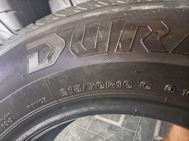 ยาง Bridgestone 215 70 16 ปลายปี 22