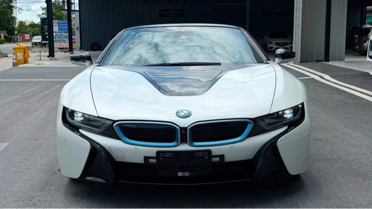 รถ BMW I8 1.5 4WD สี ขาว